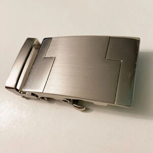 Metal Belt Buckle Silver Jigsaw Pattern 2.25 in x 1.5  in